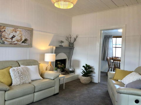 Recreation Cottage - Surfers Paradise Gold Coast 0