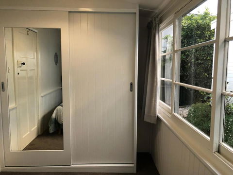 Recreation Cottage - Surfers Paradise Gold Coast 3
