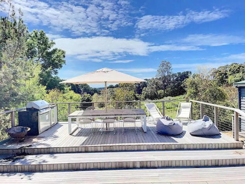 Red Hill Lane 5BedroomVineyard&RuralValleyViews - Surfers Paradise Gold Coast 0