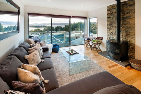 Aspect 2/8a Poly Cow Lane - Surfers Paradise Gold Coast 0
