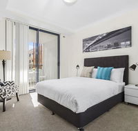 Astra Apartments Liverpool - Surfers Paradise Gold Coast
