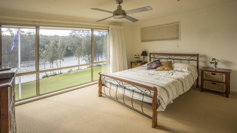 Atlantis On Lake Conjola - Sandra St 1 Lake Conjola - Surfers Paradise Gold Coast 1