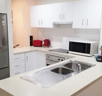 Attenborough Apartments - Surfers Paradise Gold Coast