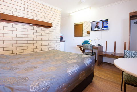 Augusta Budget Motel - Surfers Paradise Gold Coast 3