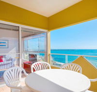 Avalon 4 - right across the road from convent beach - uninterrupted views - Surfers Paradise Gold Coast