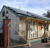 Avoca Cottages VICTORIA - Surfers Paradise Gold Coast
