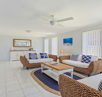 Azure Waters - perfectly positioned with ocean views - Surfers Paradise Gold Coast
