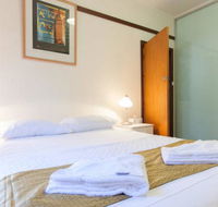 B4 Apartment close to City UWA Nedlands  Swan River - Surfers Paradise Gold Coast