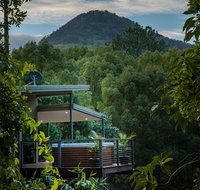 Babbling Brook Retreat - Surfers Paradise Gold Coast
