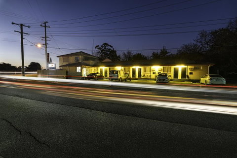 Bald Hills Motel - Surfers Paradise Gold Coast 1