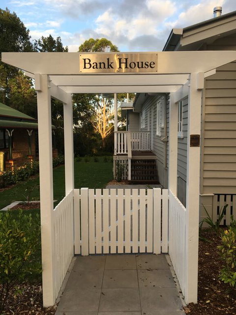 Bank House Tamborine Mountain - Surfers Paradise Gold Coast 3