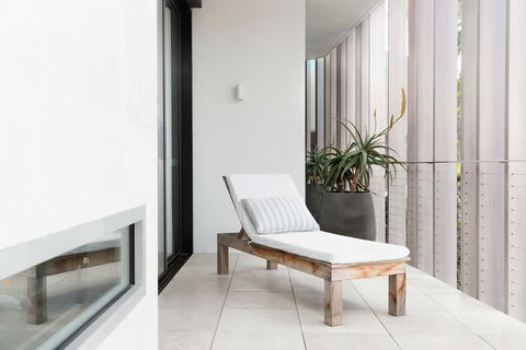 Bannisters Pavilion Mollymook - Surfers Paradise Gold Coast 1