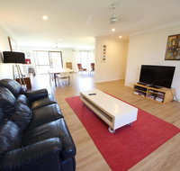 Barefoot Bungalow at Hat Head
