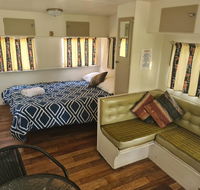 Bateman Bay Holiday Park  Batemans Bay YHA - Surfers Paradise Gold Coast
