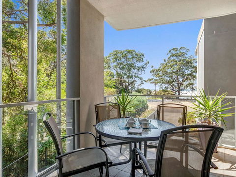 Bay Blu :: Jervis Bay Rentals - Surfers Paradise Gold Coast 0