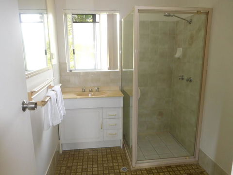 Bayshores Apartment Hervey Bay - Surfers Paradise Gold Coast 3