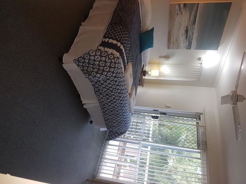 Bayshores Holiday Apartments - Surfers Paradise Gold Coast 3