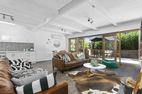 Beach Break On Hardy - Walk To Foreshore - Surfers Paradise Gold Coast 1