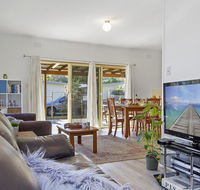 Beach Escape  Currarong - basic family accommodation - Surfers Paradise Gold Coast