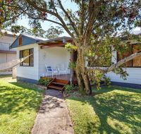 Beach House - Surfers Paradise Gold Coast