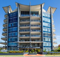 Beach House on Suttons - Surfers Paradise Gold Coast
