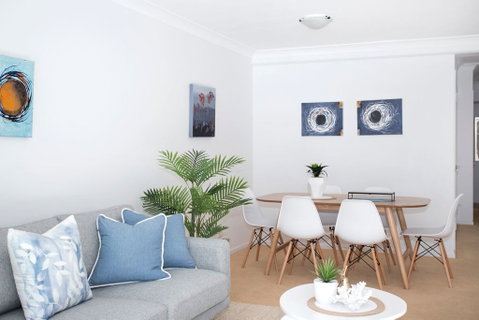 Beach Side Holiday Apartment - Surfers Paradise Gold Coast 3