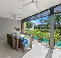 Beachfront Apartment with Ocean Views - Surfers Paradise Gold Coast