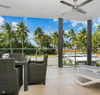 Beachfront Apartment with Ocean Views 4 - Surfers Paradise Gold Coast