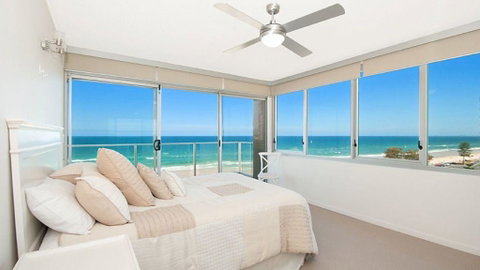 Beachfront Apt Main Beach - Surfers Paradise Gold Coast 2