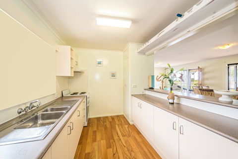 Beachfront At Bribie - Surfers Paradise Gold Coast 3