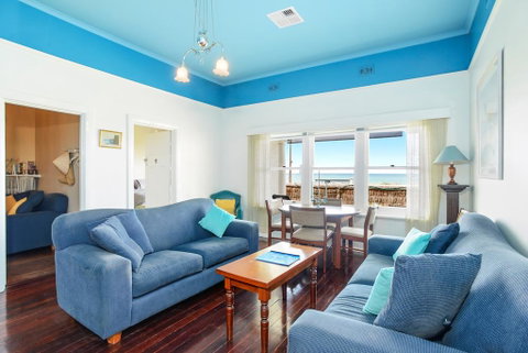 Beachfront Buena Vista - PetFriendly - Surfers Paradise Gold Coast 2