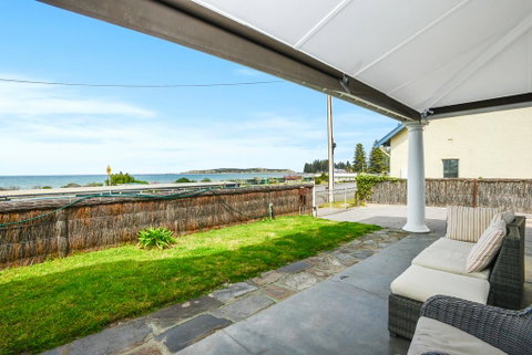 Beachfront Buena Vista - PetFriendly - Surfers Paradise Gold Coast 0