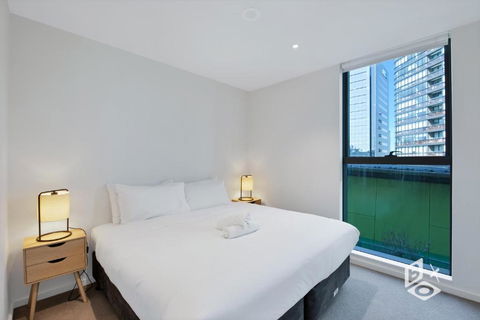 REST COLLECTION Apartments On Collins Docklands - Surfers Paradise Gold Coast 2