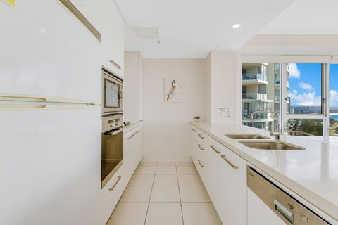 Reflections On The Sea Unit 1501a - Surfers Paradise Gold Coast 2