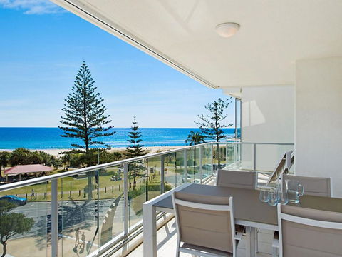 Reflections Tower 2 Unit 401 - Surfers Paradise Gold Coast 0