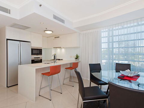 Reflections Tower 2 Unit 401 - Surfers Paradise Gold Coast 3