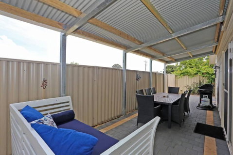 Relax At Falcon By The Bay - Surfers Paradise Gold Coast 3