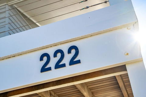Relax At Middleton - No Linen Included - Pets Negotiable - Wi-Fi - Surfers Paradise Gold Coast 1