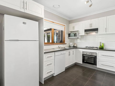 Resarf Retreat - Surfers Paradise Gold Coast 2