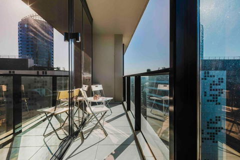 Resort Lifestyle Urban Apt - Pool, Gym, Sauna - Surfers Paradise Gold Coast 1