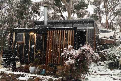 ReThynk Unique Tiny Home East Jindabyne - Surfers Paradise Gold Coast 0