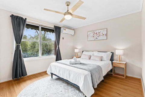 Retro Retreat - Mornington - Surfers Paradise Gold Coast 0