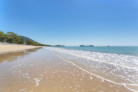 Ribbons Beachfront Apartments Clifton Beach - Surfers Paradise Gold Coast 2