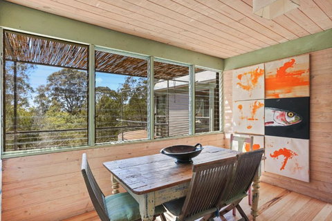 Rikkara Sanctuary 19 Rikkara Avenue Private Retreat - Surfers Paradise Gold Coast 3