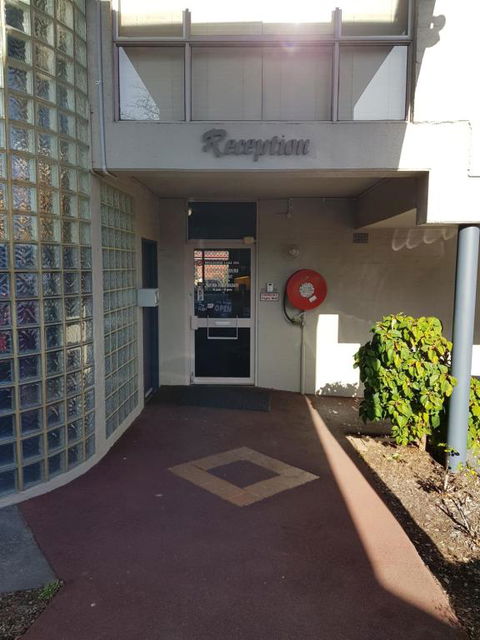 Ringwood Lake Inn - Surfers Paradise Gold Coast 3