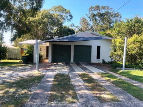Rise N Shine Rainbow Beach - Surfers Paradise Gold Coast 0