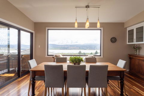 River Haven Serene Spacious With River Views - Surfers Paradise Gold Coast 1