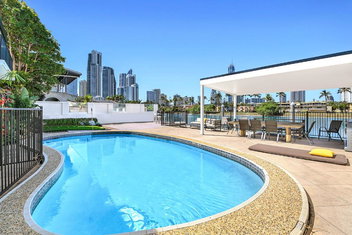 Riverside 3Bedroom Sunny House In Surfers Paradise with Surfers Paradise Gold Coast