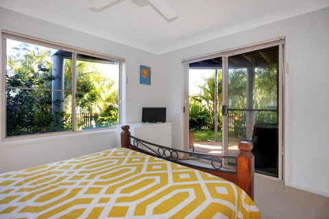 Riverside Views Hawks Nest - Surfers Paradise Gold Coast 2