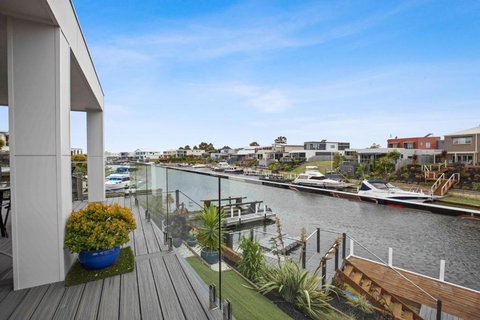 Riviera View - Surfers Paradise Gold Coast 0